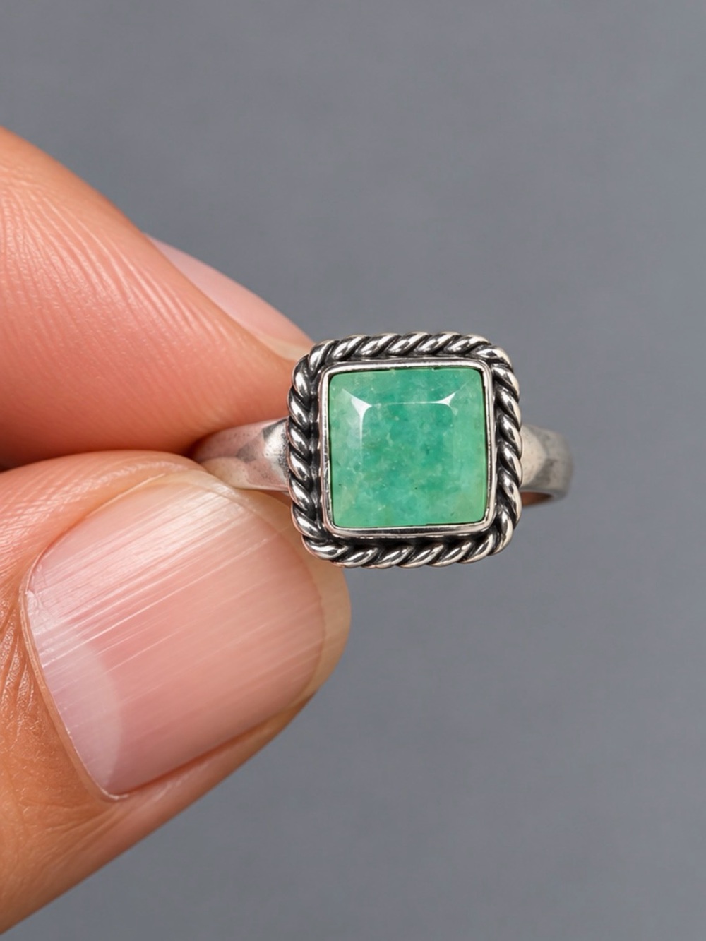 925 Sterling Silver Square Green Gemstone Ring
